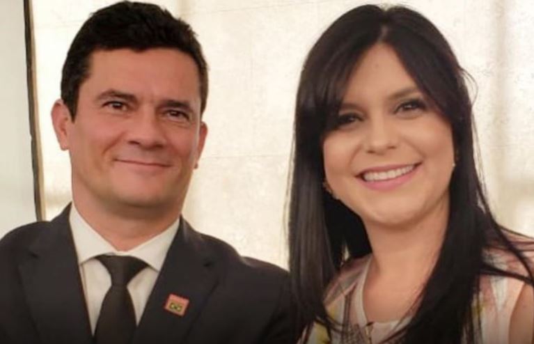 Ex-ministro da Justiça Sérgio Moro e a deputada federal Professora Dayane Pimentel (PSL)