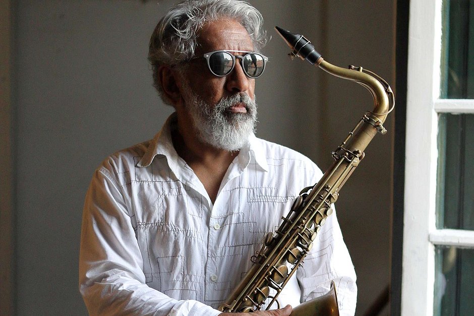 Maestro e compositor Letieres Leite Maestro e compositor Letieres Leite