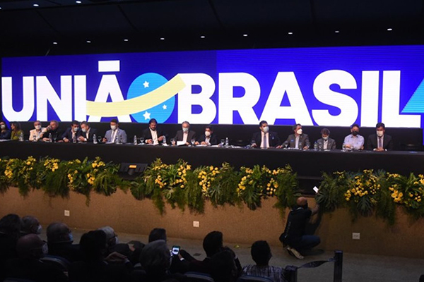 O TSE julga na noite desta terça-feira (8) o pedido de fusão entre PSL e DEM, o que resultará na União Brasil