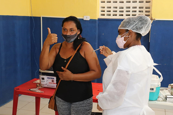 Vacina contra Covid-19 em Cachoeira
