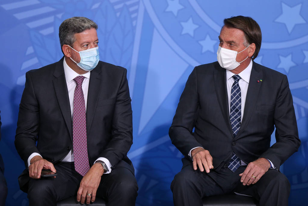 Lira e Bolsonaro em evento no Palácio do Planalto