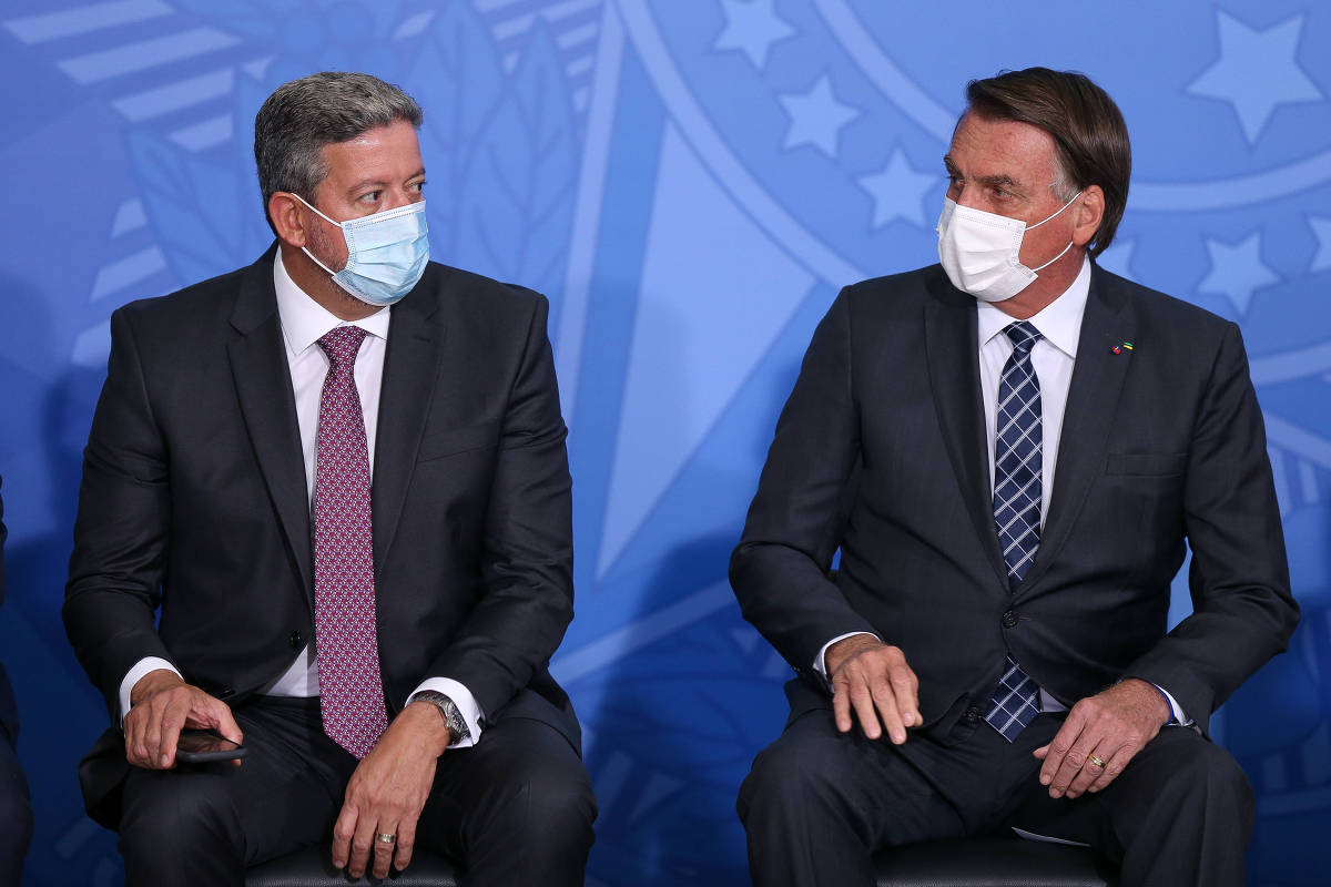 Lira e Bolsonaro em evento no Palácio do Planalto Lira e Bolsonaro em evento no Palácio do Planalto