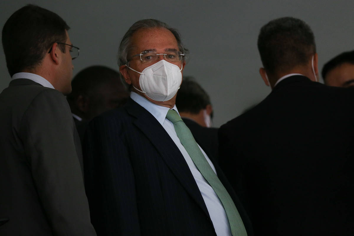 Relator diz apostar que próximo eleito fará reforma tributária e diminui duração de corte de 5 para 2 anos