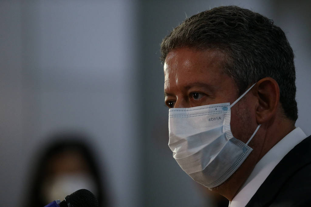 O presidente da Câmara dos Deputados, Arthur Lira (PP-AL), que comandou a apertada votação em primeiro turno da PEC dos Precatórios