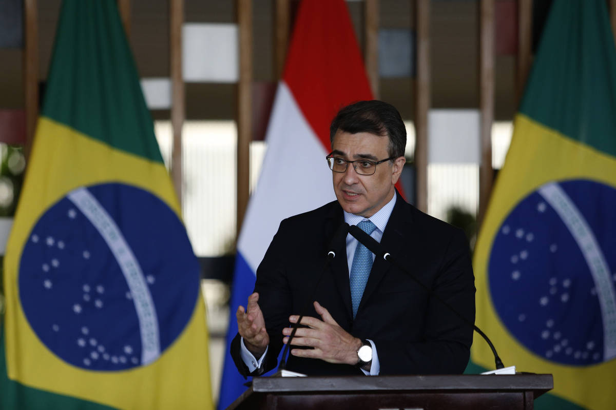 O ministro das Relações Exteriores, Carlos Franca O ministro das Relações Exteriores, Carlos Franca