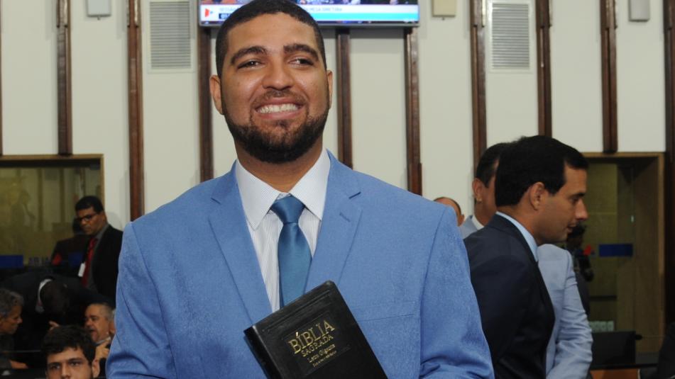 Neste momento, é realizado o velório na Fundação Dr. Jesus Neste momento, é realizado o velório na Fundação Dr. Jesus