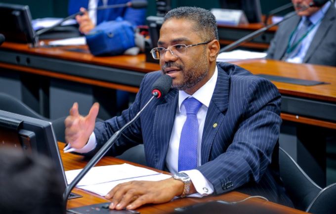 O deputado Márcio Marinho