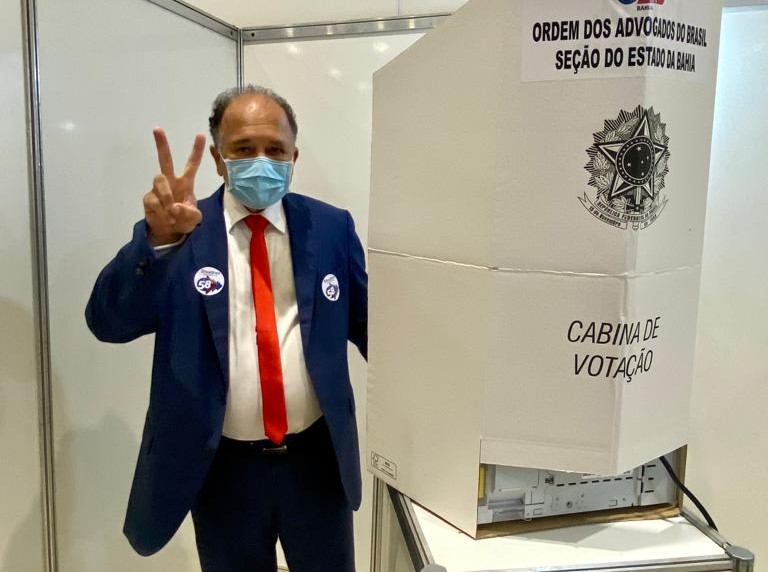 Dinailton Oliveira é candidato à presidência da OAB-BA Dinailton Oliveira é candidato à presidência da OAB-BA