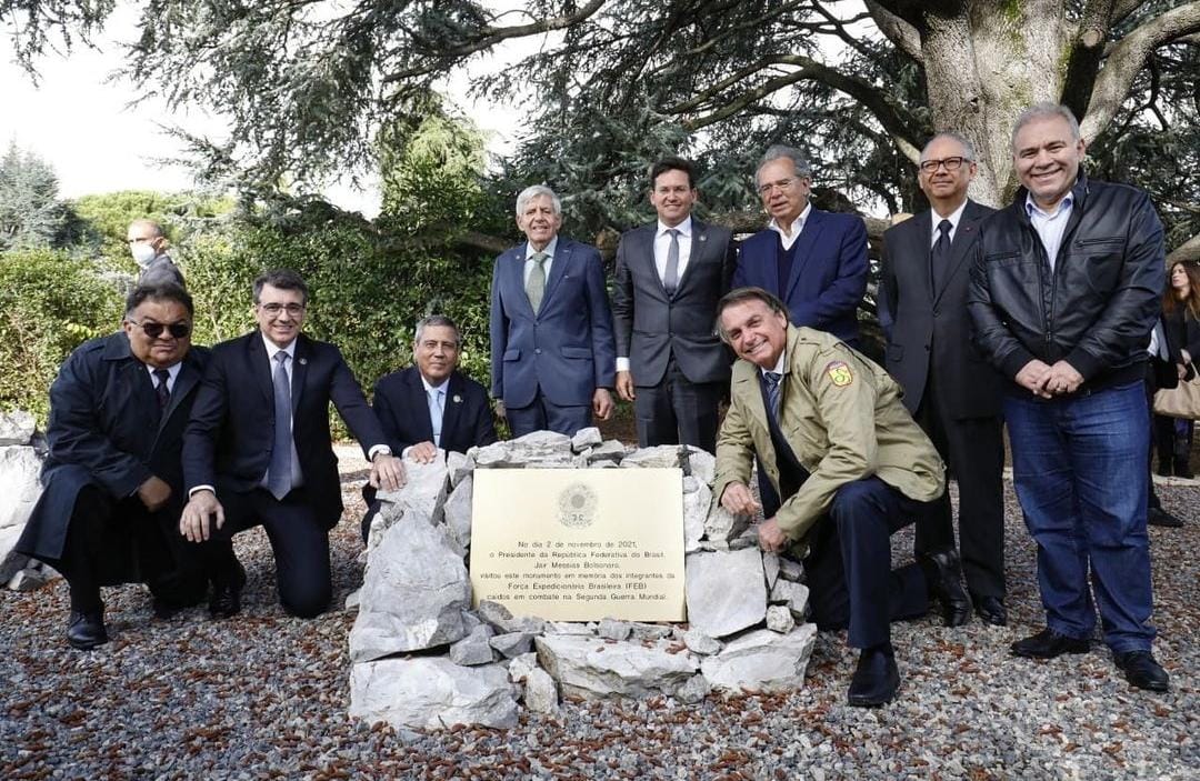 Esta foi a primeira vez que um presidente presta uma homenagem em Pistoia, localizada na região da Toscana, aos combatentes brasileiros mortos na guerra Esta foi a primeira vez que um presidente presta uma homenagem em Pistoia, localizada na região da Toscana, aos combatentes brasileiros mortos na guerra