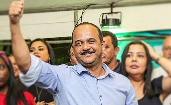 Prefeito de Camaçari, Elinaldo (DEM) Prefeito de Camaçari, Elinaldo (DEM)