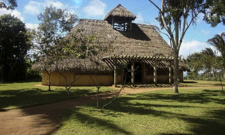 O local reconstitui as mais significativas edificações do Quilombo dos Palmares e teve Zumbi dos Palmares como seu último líder