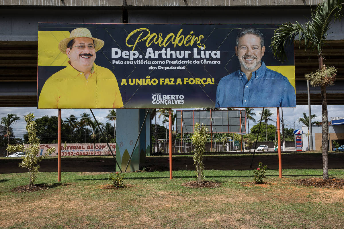 Investigado, prefeito de Rio Largo (AL) foi flagrado em áudio em 2008 cobrando 'dinheiro de corrupção'