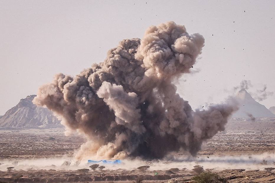 As manobras foram organizadas pelos Guardiões da Revolução, a divisão ideológica das Forças Armadas iranianas, como parte de um grande exercício militar de cinco dias em três províncias do sul do país