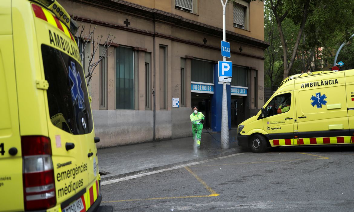 Segundo o Ministério da Saúde espanhol, 94 pessoas morreram