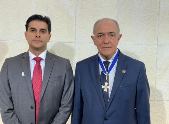 O vereador de Salvador, Alexandre Aleluia (DEM), e o conselheiro da Itaipu Binacional, José Carlos Aleluia (DEM)