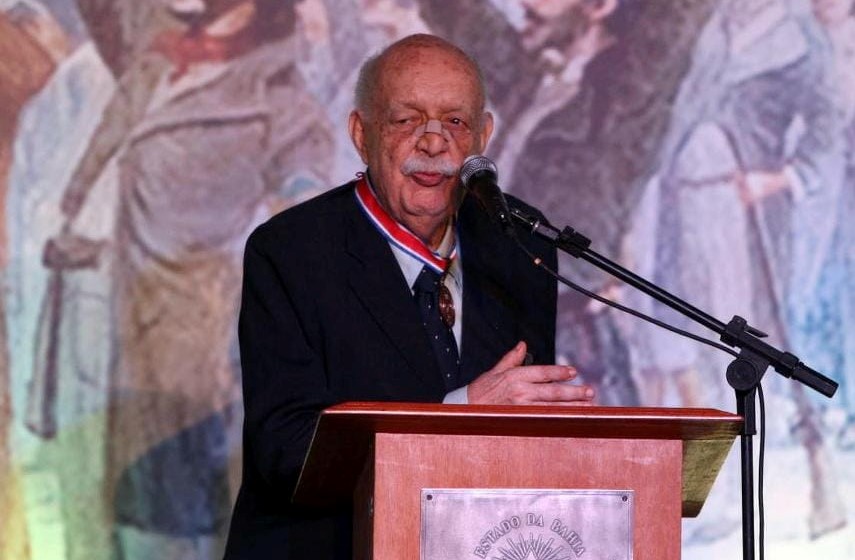 Cid Teixeira, historiador, faleceu nesta terça-feira (21) Cid Teixeira, historiador, faleceu nesta terça-feira (21)