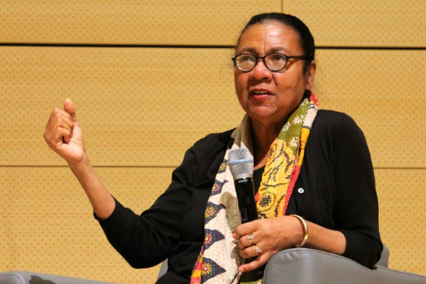 A escritora e ativista americana Bell Hooks A escritora e ativista americana Bell Hooks