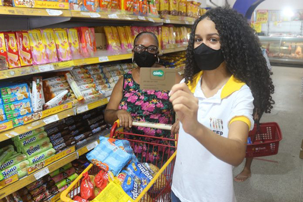 O Bolsa Presença faz parte do programa Estado Solidário