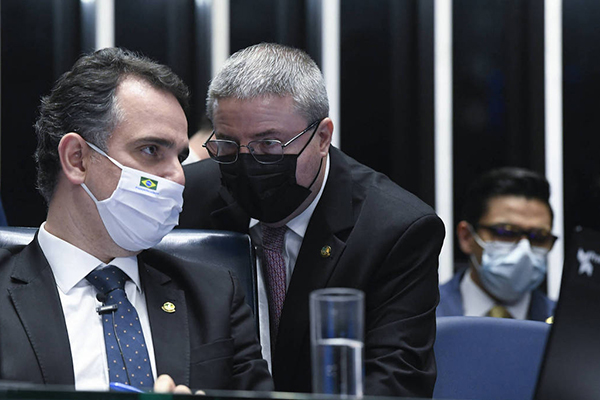 O presidente do Senado, Rodrigo Pacheco, e Antonio Anastasia 