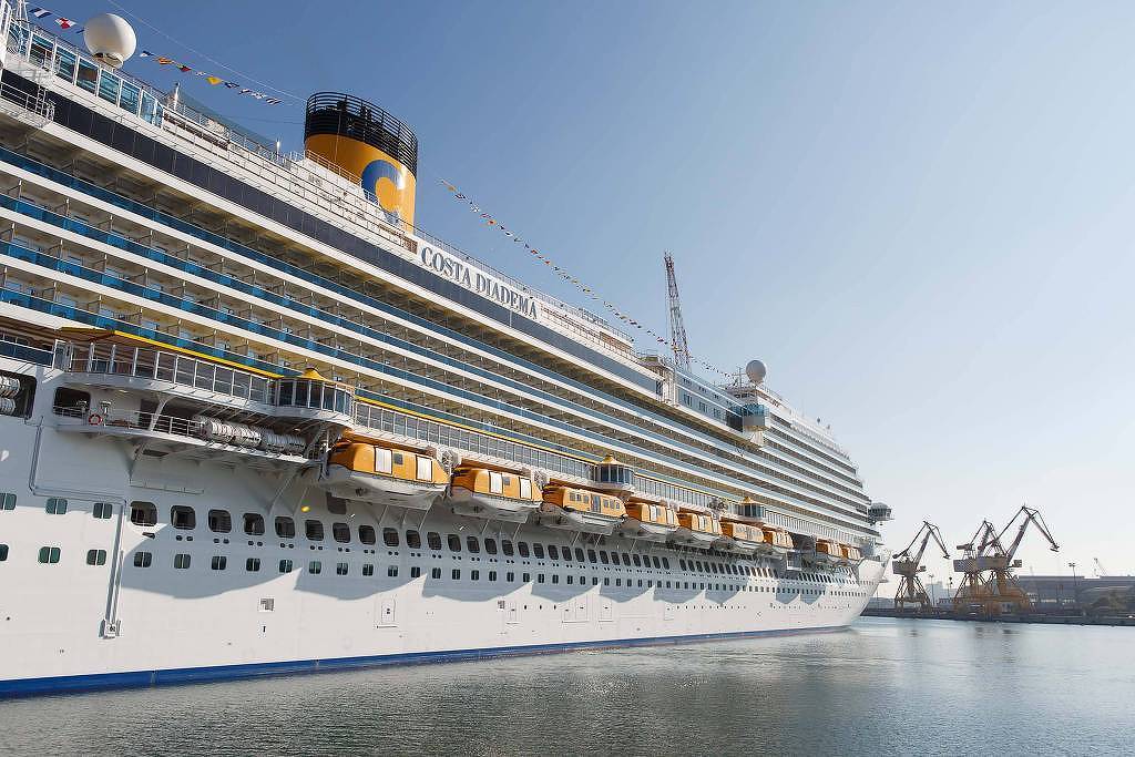 Foram confirmados ao menos 68 casos de Covid-19 no cruzeiro Costa Diadema