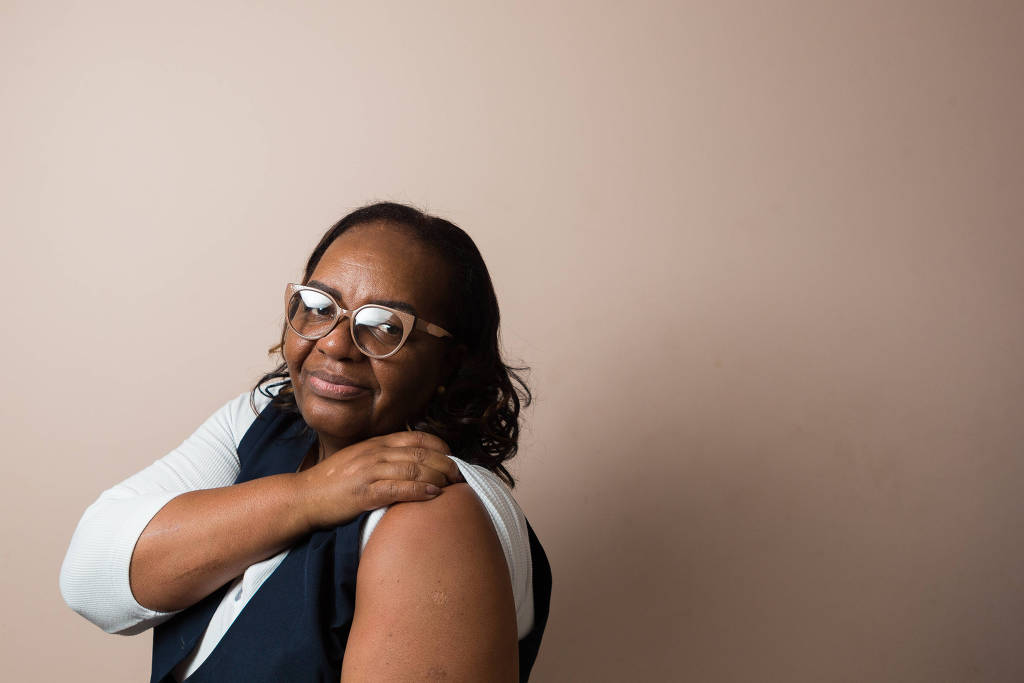 A enfermeira Mônica Calazans em Itaquera, na zona leste de São Paulo