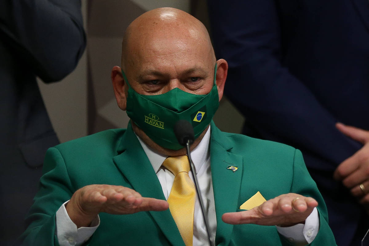 O empresário Luciano Hang durante depoimento aos senadores da CPI que investigou as ações do governo federal na pandemia da Covid 19 