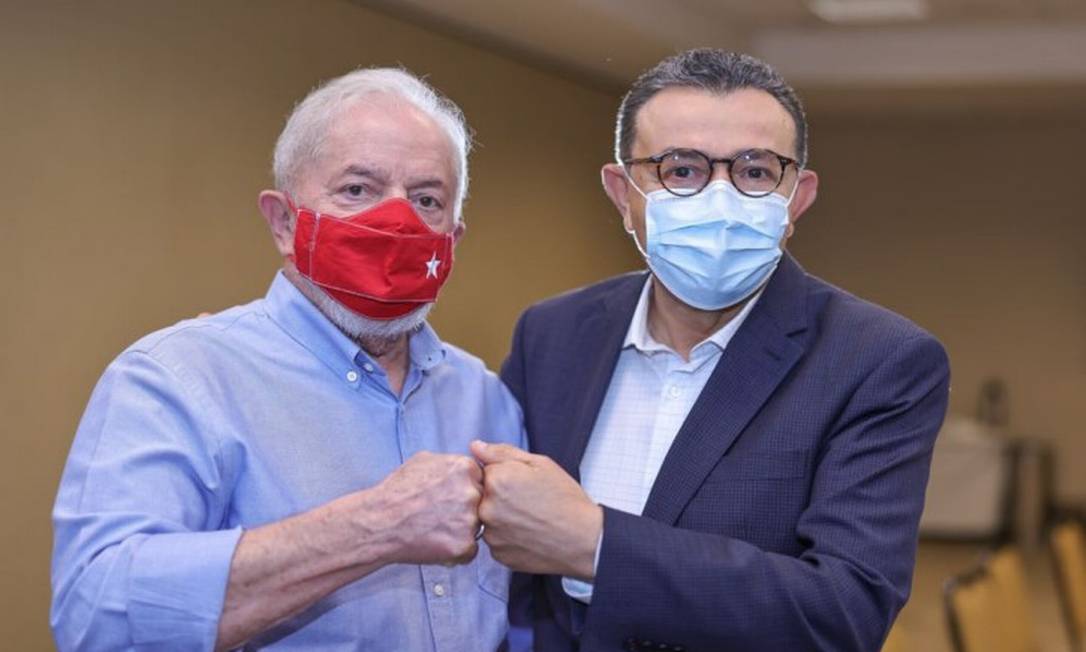Lula e Carlos Siqueira, presidente do PSB