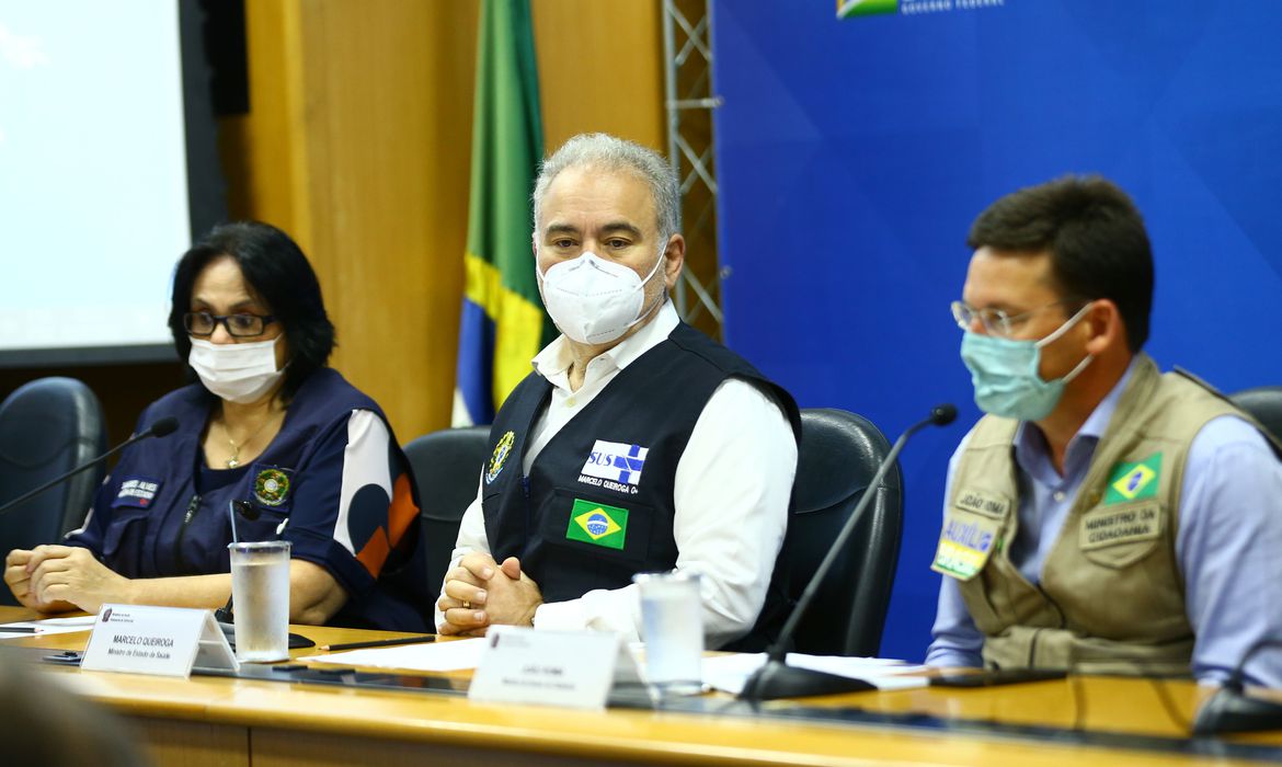 Ministros Damares Alves (Direitos Humanos), Marcelo Queiroga (Saúde) e João Roma (Cidadania)