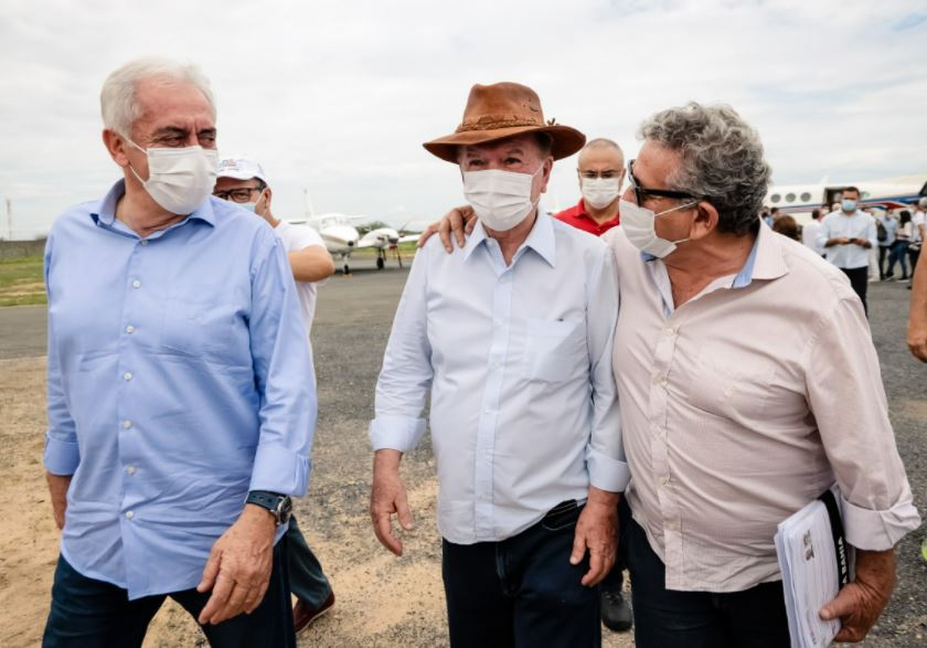 O senador Otto Alencar (PSD), o vice-governador João Leão (PP) e o secretário estadual de Relações Institucionais, Luiz Caetano (PT)