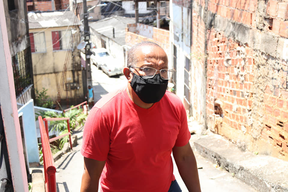 Ele ainda alerta aos jovens baianos que estão com 16 anos ou farão até aniversário até outubro para que tirem o título de eleitor