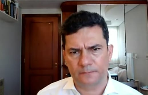 A fala do ex-prefeito foi feita na noite desta quinta durante lançamento da pré-candidatura de Léo Prates à Câmara Federal