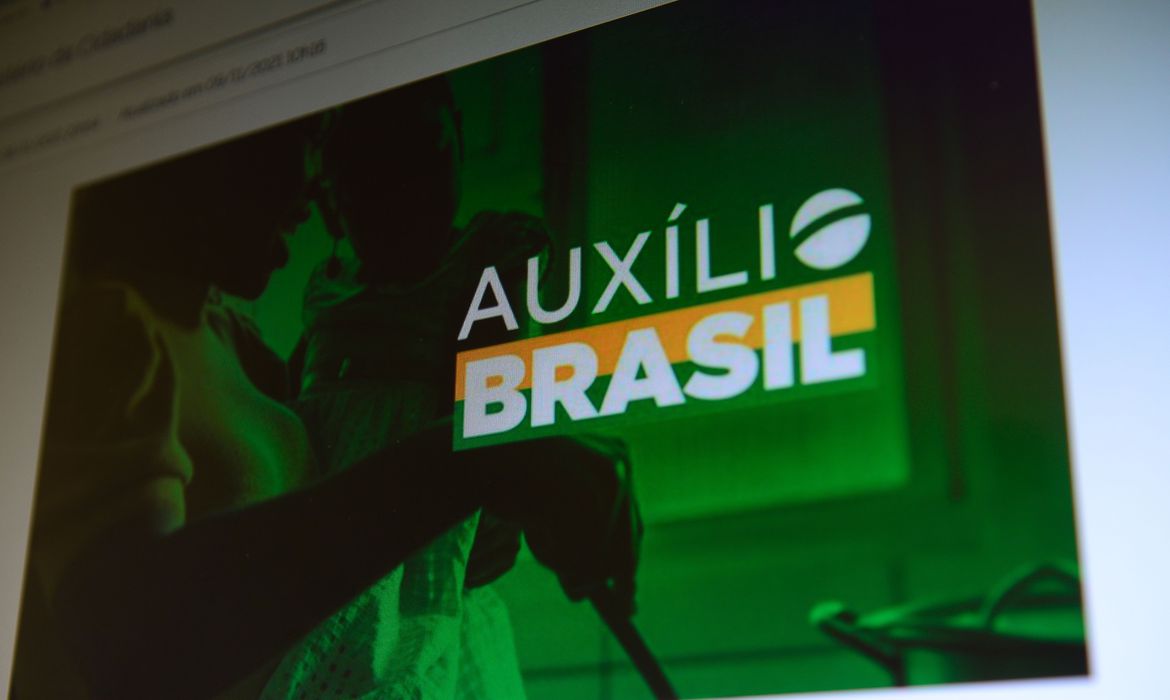 'Carne aqui em casa virou luxo', diz beneficiária do Auxílio Brasil que teve empréstimo negado 'Carne aqui em casa virou luxo', diz beneficiária do Auxílio Brasil que teve empréstimo negado