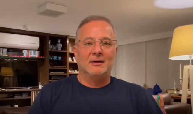 O ex-titular da Sesab havia intensificado, nos últimos dias, as suas viagens pelo interior do estado em pré-campanha à Câmara dos Deputados O ex-titular da Sesab havia intensificado, nos últimos dias, as suas viagens pelo interior do estado em pré-campanha à Câmara dos Deputados