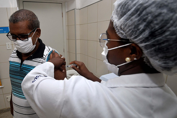 vacinação contra a gripe será exclusiva para idosos com 60 anos ou mais