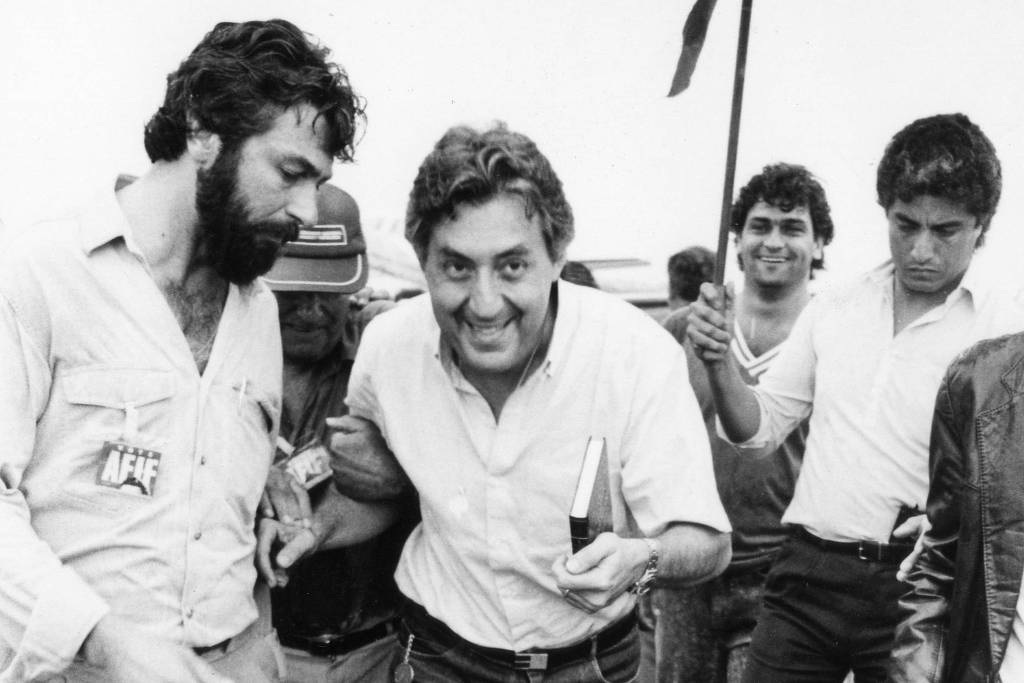 O então presidenciável do PL, Guilherme Afif Domingos, em campanha no interior de Goiás