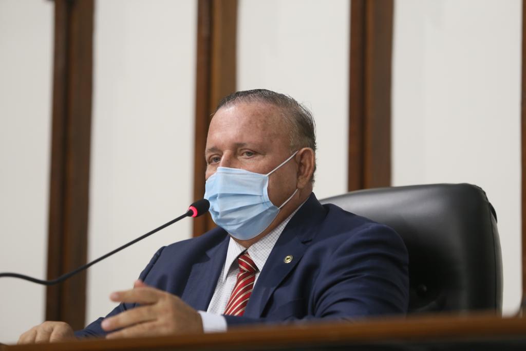 Deputado Adolfo Menezes, presidente da Assembleia Legislativa da Bahia Deputado Adolfo Menezes, presidente da Assembleia Legislativa da Bahia