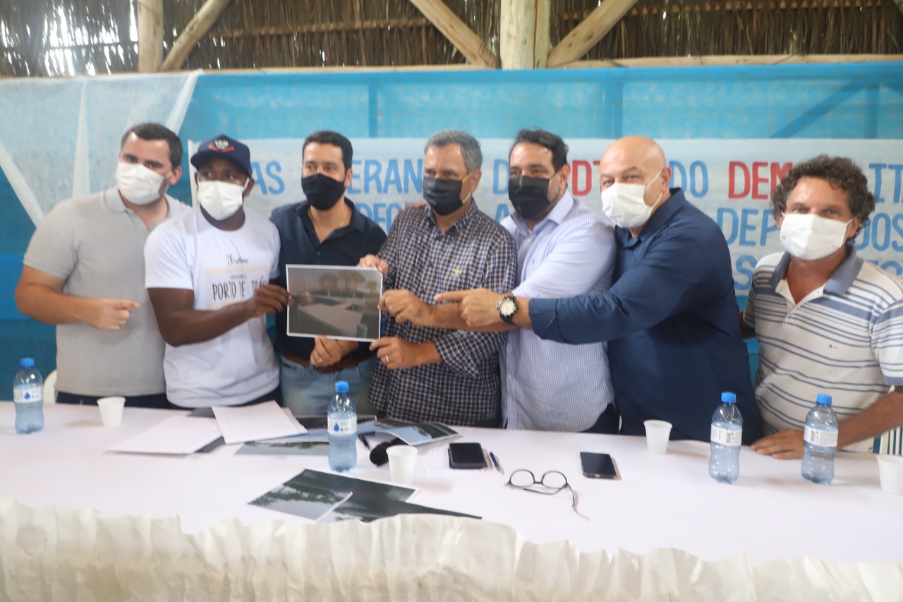 Félix Mendonça (PDT) e Alan Sanches (UB) em evento que reuniu representante de PDT, União Brasil e MDB