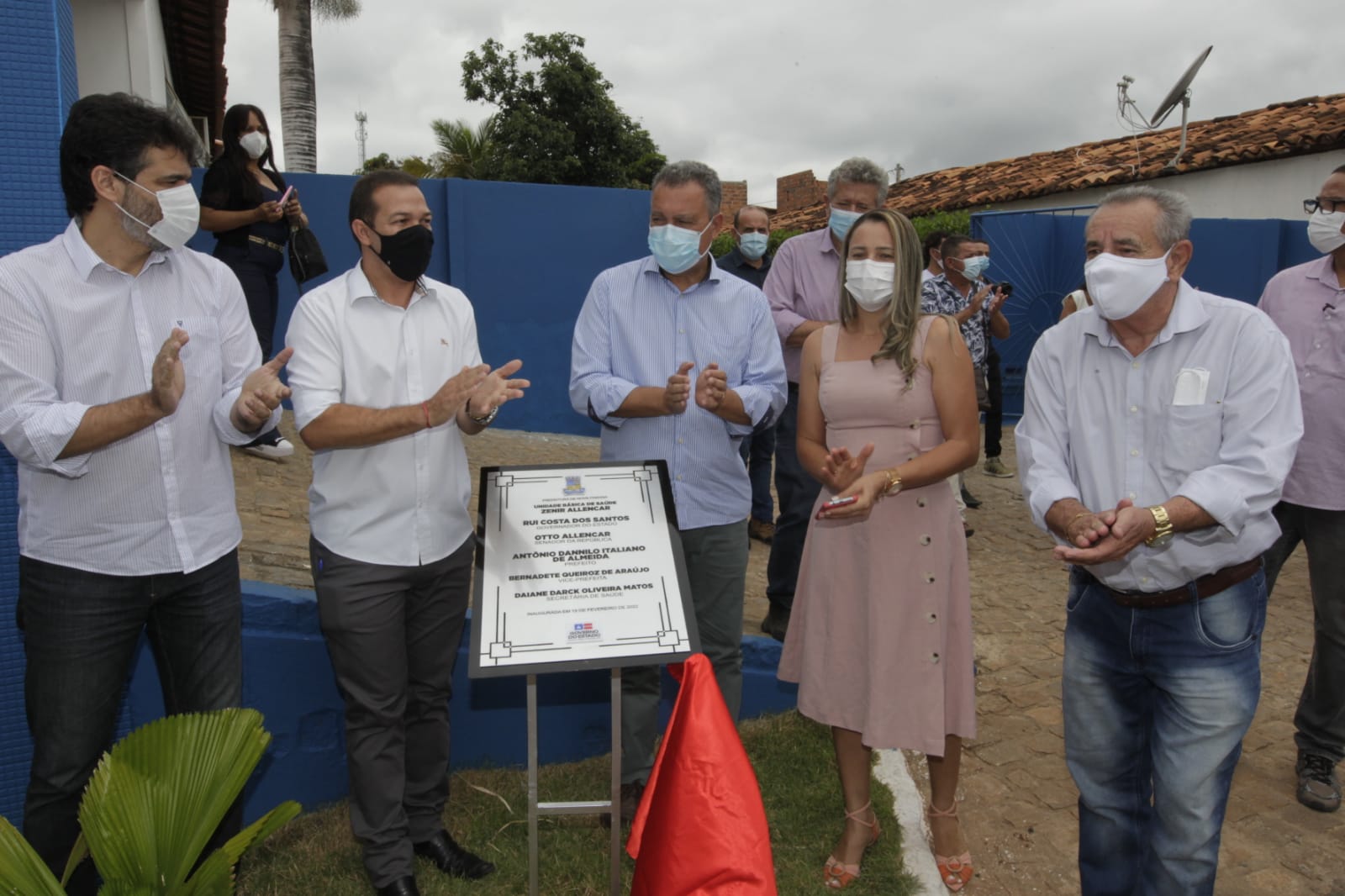 Imagem de Rui inaugura e anuncia série de obras e ações em Nova Itarana