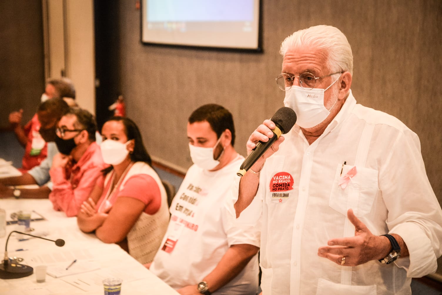 Jaques Wagner também ressaltou legado de obras das gestões petistas no estado