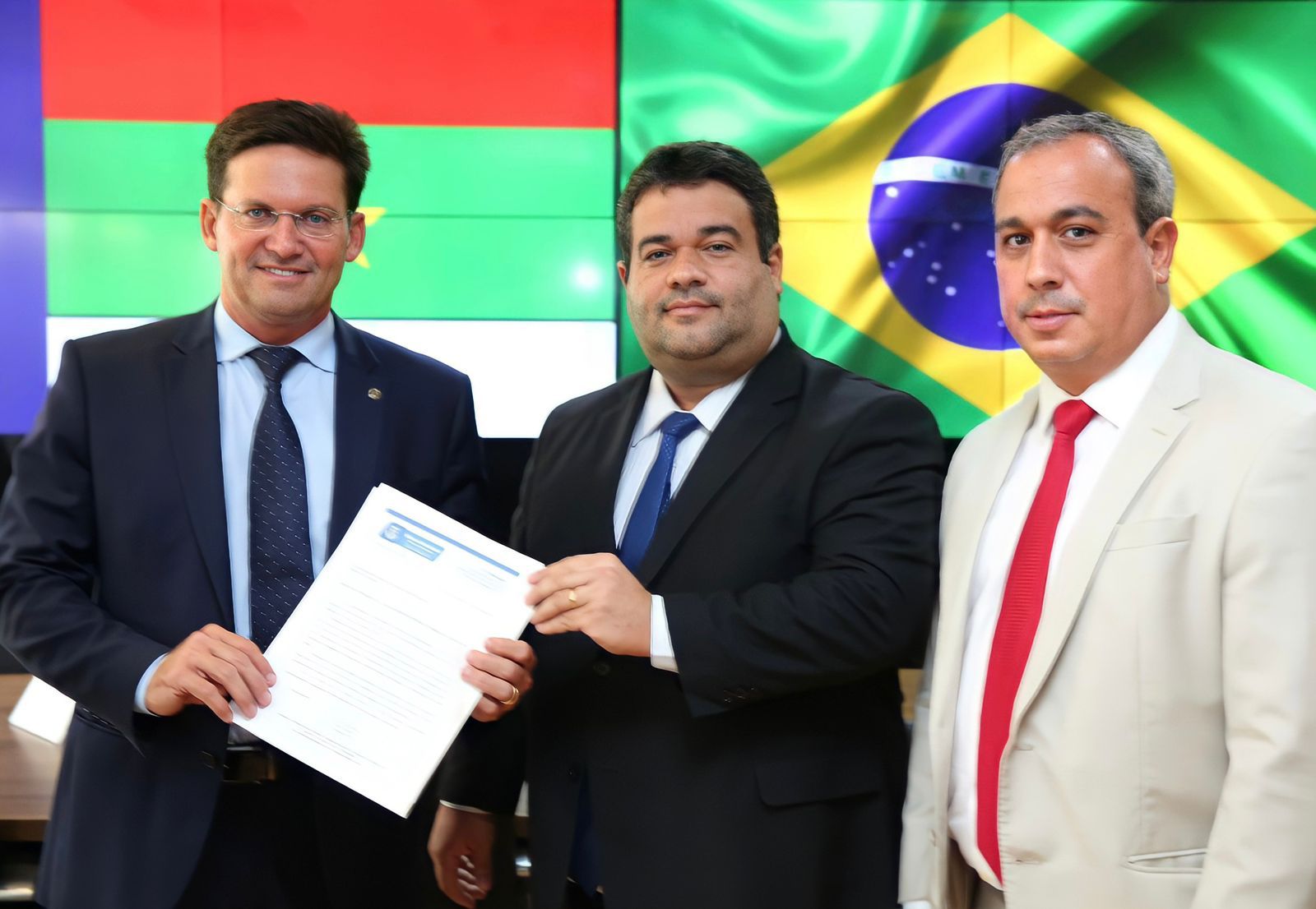 O vereador salientou a necessidade do diálogo entre as esferas, e ressaltou que o Governo Federal sempre se mostrou disponível e atento às demandas para o estado