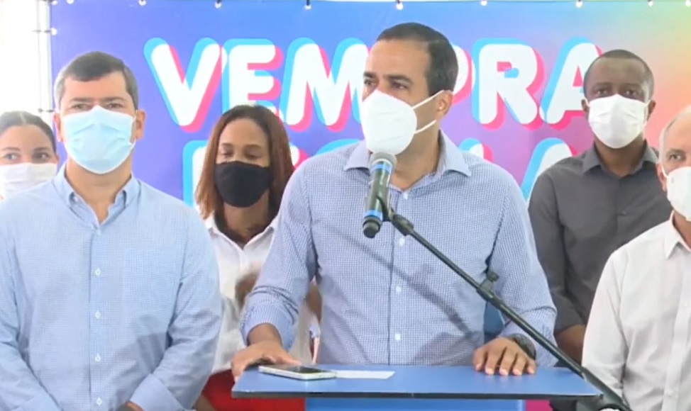 Na manhã desta segunda-feira, o prefeito de Salvador prometeu respeitar a decisão dela, que é médica e tem a guarda das crianças