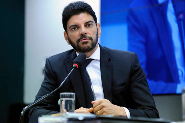 Imagem de Cláudio Cajado defende federação do PP com União Brasil, fala sobre impacto na Bahia e elogia Elmar Nascimento