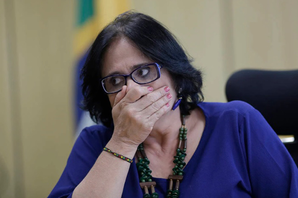 A ministra da Mulher, da Família e dos Direitos Humanos, Damares Alves