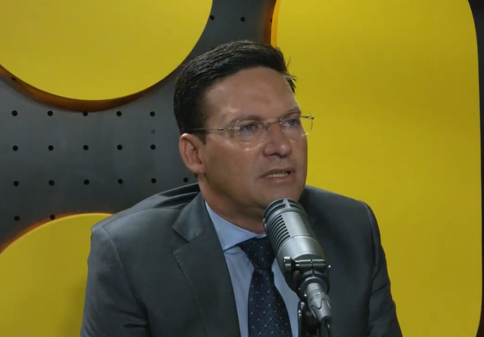 Provocado em entrevista à rádio Metrópole nesta segunda sobre a "demora" da compra das vacinas por parte do governo federal, o ministro culpou o governador baiano