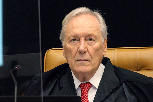 Ministro da Justiça, Ricardo Lewandowski, pediu ao secretário Nacional de Segurança Pública, Mario Sarrubbo, para olhar com atenção e gerir com cautela o tema dos mobilizados