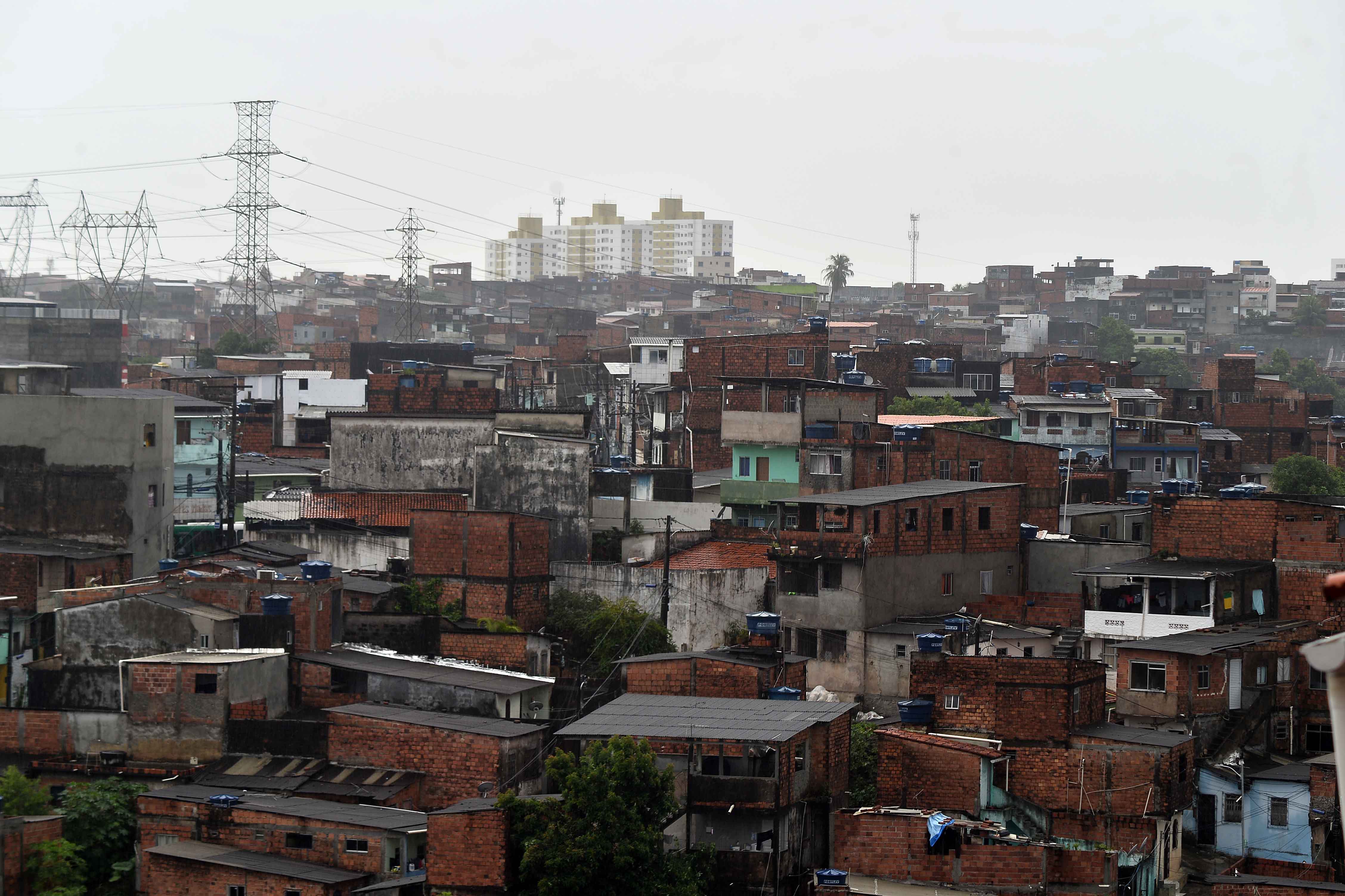 A recomendação para a população é que sejam adotadas medidas preventivas para reduzir o risco