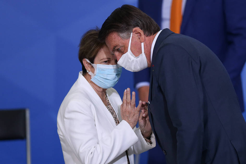 Ex-ministra da Agricultura Tereza Cristina (PP-MS) ao lado do presidente Jair Bolsonaro Ex-ministra da Agricultura Tereza Cristina (PP-MS) ao lado do presidente Jair Bolsonaro