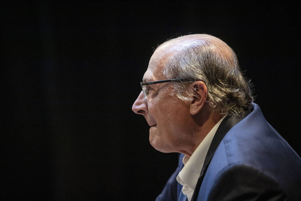 O ex-governador Geraldo Alckmin participa como jurado da gravação do reality show