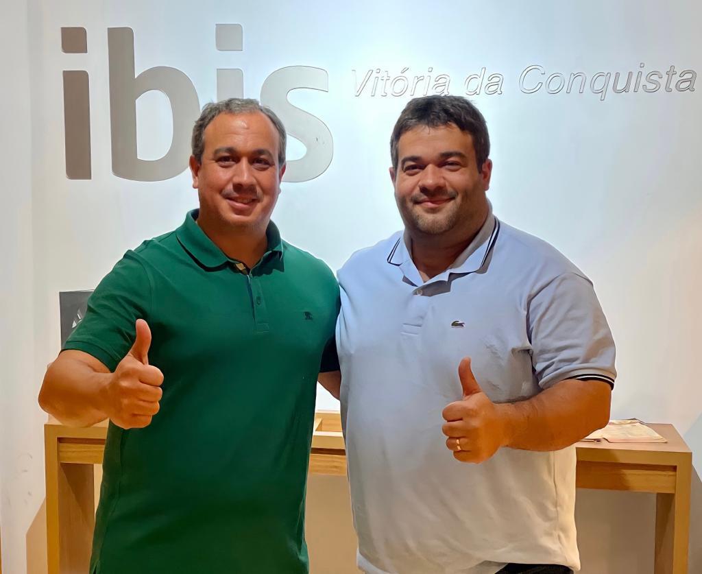 Vitor Azevedo e Ivan Cordeiro