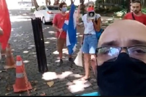 Manifestantes pró-Rússia e pró-Ucrânia se desentenderam na zona sul do Rio